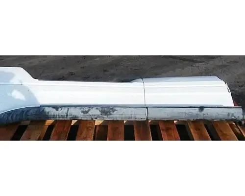 FREIGHTLINER COLUMBIA 120 Side Fairing