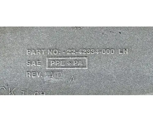 FREIGHTLINER COLUMBIA 120 Side Fairing