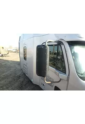 FREIGHTLINER COLUMBIA 120 Side View Mirror