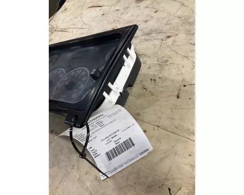 FREIGHTLINER COLUMBIA 120 Speedometer Head Cluster
