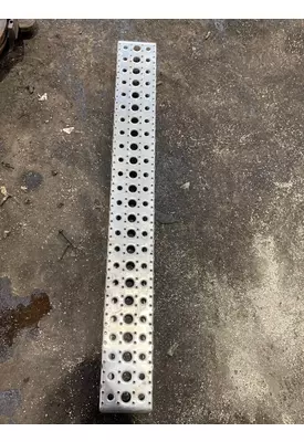 FREIGHTLINER COLUMBIA 120 Step