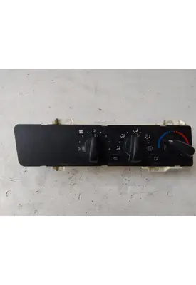 FREIGHTLINER COLUMBIA 120 TEMPERATURE CONTROL