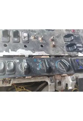 FREIGHTLINER COLUMBIA 120 TEMPERATURE CONTROL