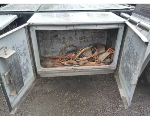 FREIGHTLINER COLUMBIA 120 TOOL BOX