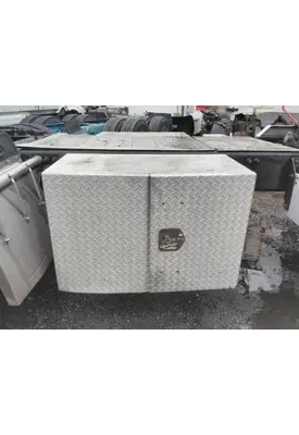 FREIGHTLINER COLUMBIA 120 TOOL BOX