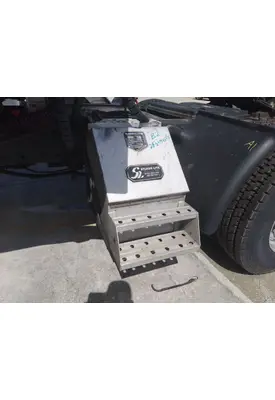 FREIGHTLINER COLUMBIA 120 TOOL BOX