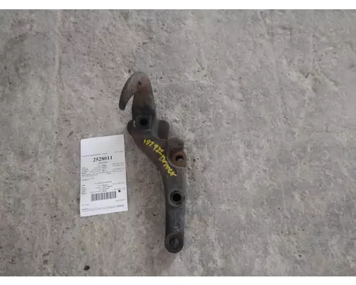 FREIGHTLINER COLUMBIA 120 TOW HOOK