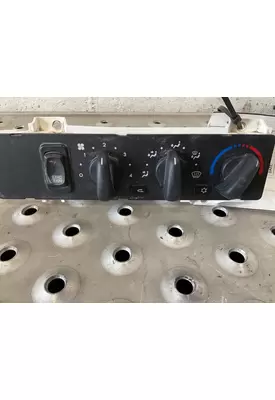 FREIGHTLINER COLUMBIA 120 Temperature Control