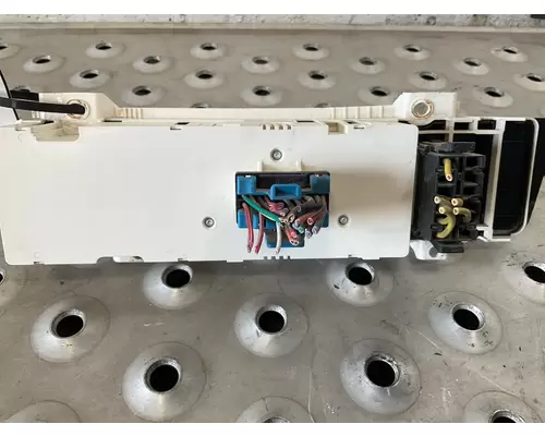 FREIGHTLINER COLUMBIA 120 Temperature Control