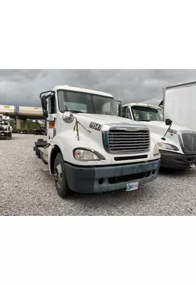 FREIGHTLINER COLUMBIA 120 Vehicle For Sale