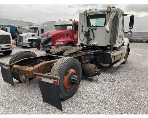 FREIGHTLINER COLUMBIA 120 Vehicle For Sale