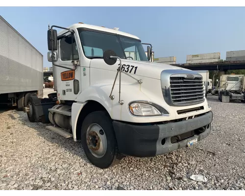 FREIGHTLINER COLUMBIA 120 Vehicle For Sale