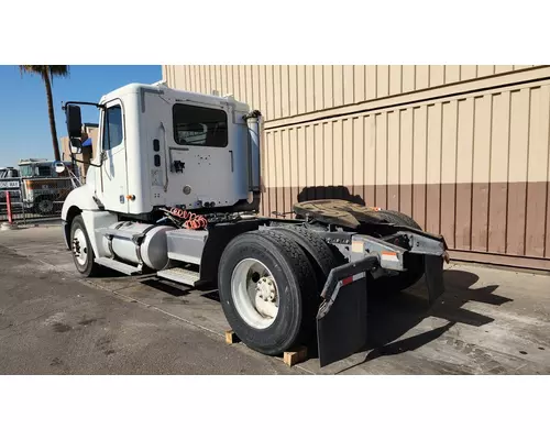 FREIGHTLINER COLUMBIA 120 Vehicle For Sale