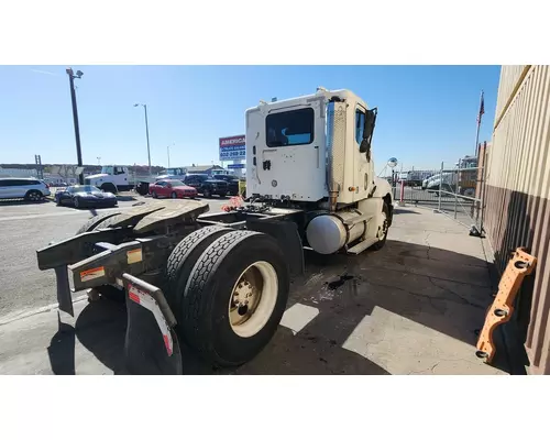 FREIGHTLINER COLUMBIA 120 Vehicle For Sale