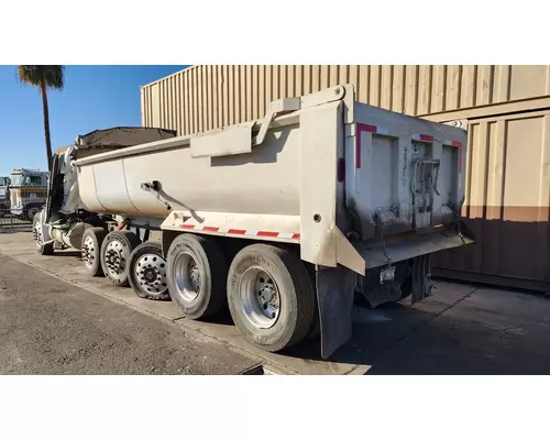FREIGHTLINER COLUMBIA 120 Vehicle For Sale