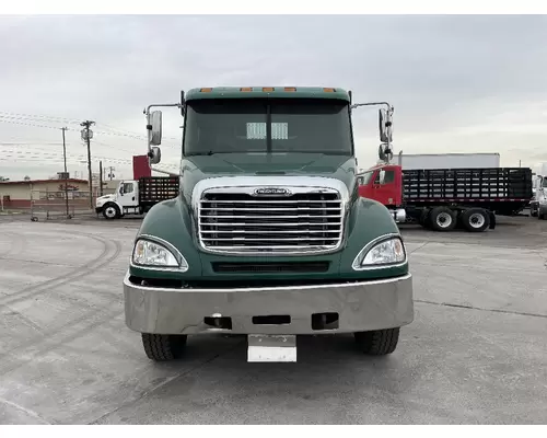 FREIGHTLINER COLUMBIA 120 Vehicle For Sale