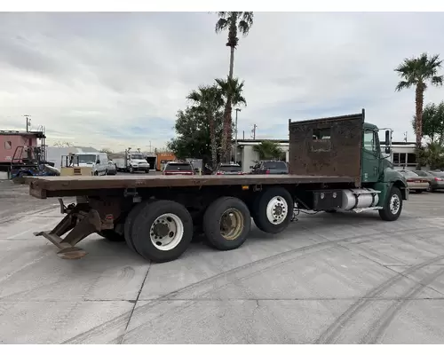 FREIGHTLINER COLUMBIA 120 Vehicle For Sale