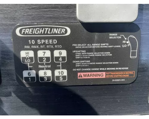 FREIGHTLINER COLUMBIA 120 Vehicle For Sale