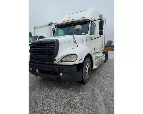 FREIGHTLINER COLUMBIA 120 WHOLE TRUCK FOR RESALE