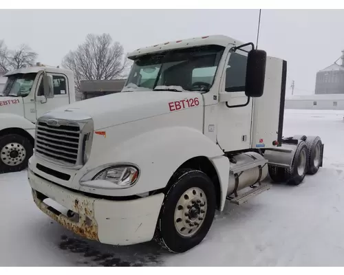 FREIGHTLINER COLUMBIA 120 WHOLE TRUCK FOR RESALE