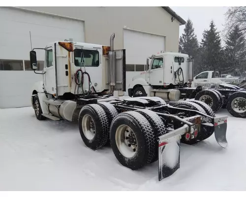 FREIGHTLINER COLUMBIA 120 WHOLE TRUCK FOR RESALE