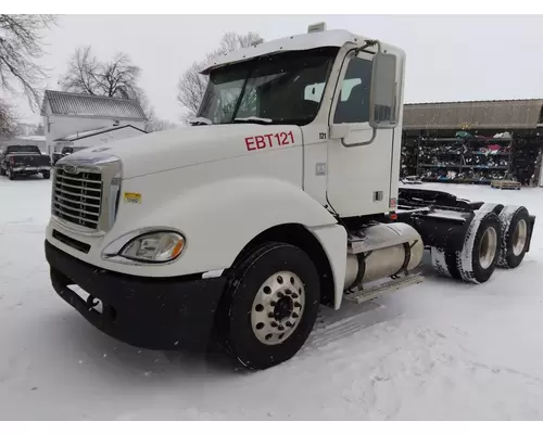 FREIGHTLINER COLUMBIA 120 WHOLE TRUCK FOR RESALE