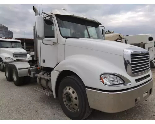 FREIGHTLINER COLUMBIA 120 WHOLE TRUCK FOR RESALE