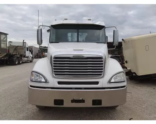 FREIGHTLINER COLUMBIA 120 WHOLE TRUCK FOR RESALE