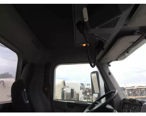 FREIGHTLINER COLUMBIA 120 WHOLE TRUCK FOR RESALE