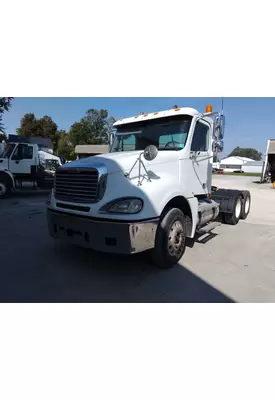 FREIGHTLINER COLUMBIA 120 WHOLE TRUCK FOR RESALE