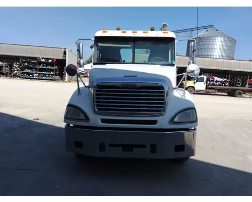 FREIGHTLINER COLUMBIA 120 WHOLE TRUCK FOR RESALE