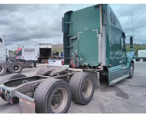 FREIGHTLINER COLUMBIA 120 WHOLE TRUCK FOR RESALE