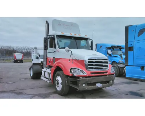 FREIGHTLINER COLUMBIA 120 WHOLE TRUCK FOR RESALE