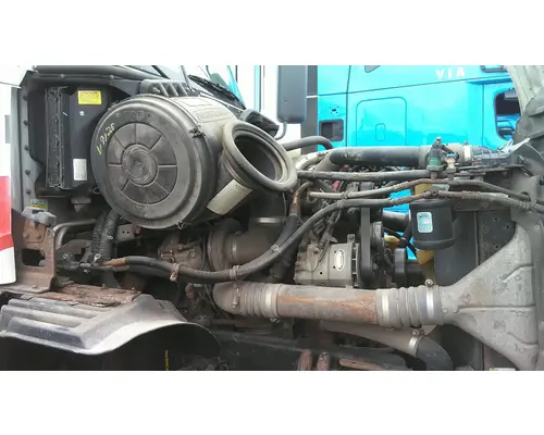 FREIGHTLINER COLUMBIA 120 WHOLE TRUCK FOR RESALE