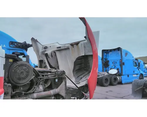 FREIGHTLINER COLUMBIA 120 WHOLE TRUCK FOR RESALE