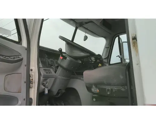 FREIGHTLINER COLUMBIA 120 WHOLE TRUCK FOR RESALE