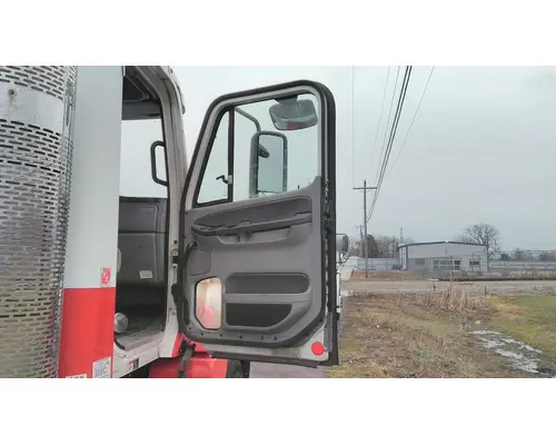 FREIGHTLINER COLUMBIA 120 WHOLE TRUCK FOR RESALE