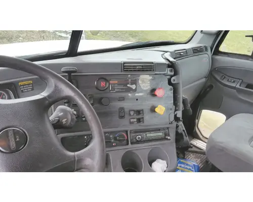 FREIGHTLINER COLUMBIA 120 WHOLE TRUCK FOR RESALE