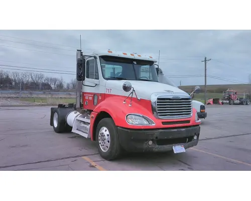 FREIGHTLINER COLUMBIA 120 WHOLE TRUCK FOR RESALE