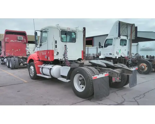 FREIGHTLINER COLUMBIA 120 WHOLE TRUCK FOR RESALE