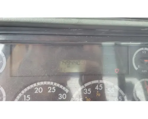 FREIGHTLINER COLUMBIA 120 WHOLE TRUCK FOR RESALE