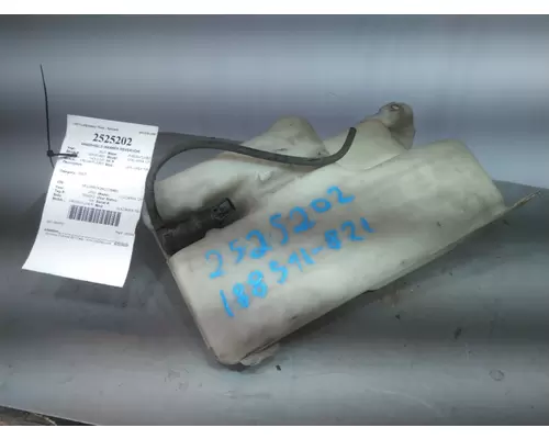 FREIGHTLINER COLUMBIA 120 WINDSHIELD WASHER RESERVOIR
