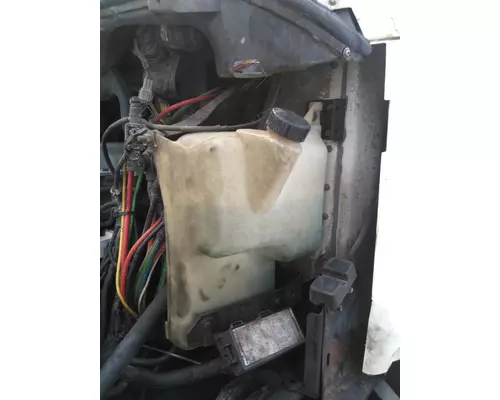 FREIGHTLINER COLUMBIA 120 WINDSHIELD WASHER RESERVOIR
