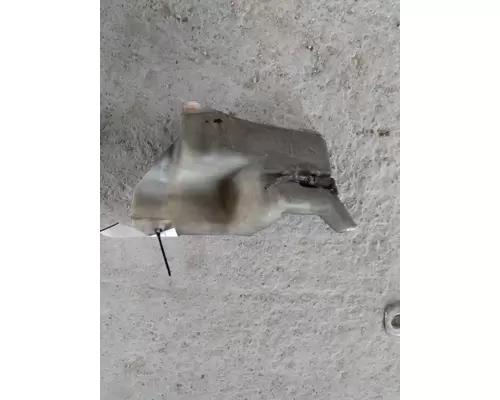 FREIGHTLINER COLUMBIA 120 WINDSHIELD WASHER RESERVOIR