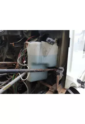 FREIGHTLINER COLUMBIA 120 WINDSHIELD WASHER RESERVOIR