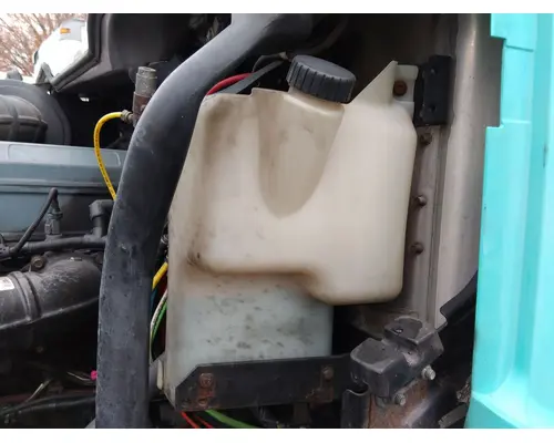 FREIGHTLINER COLUMBIA 120 WINDSHIELD WASHER RESERVOIR
