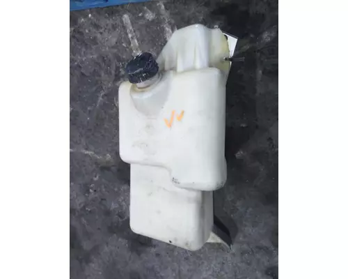 FREIGHTLINER COLUMBIA 120 WINDSHIELD WASHER RESERVOIR