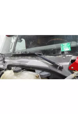 FREIGHTLINER COLUMBIA 120 WINDSHIELD WIPER ARM