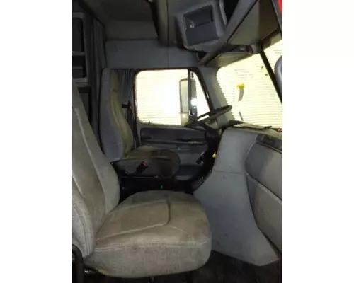 FREIGHTLINER COLUMBIA 8102 cab, complete