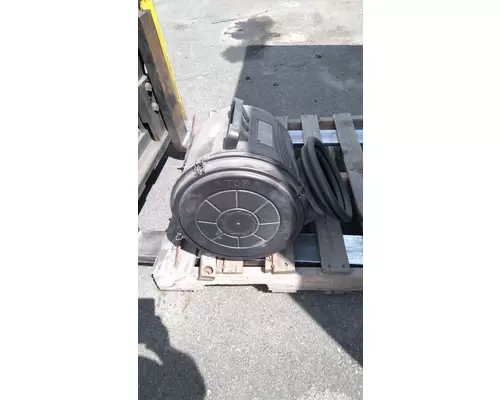 FREIGHTLINER COLUMBIA Air Cleaner